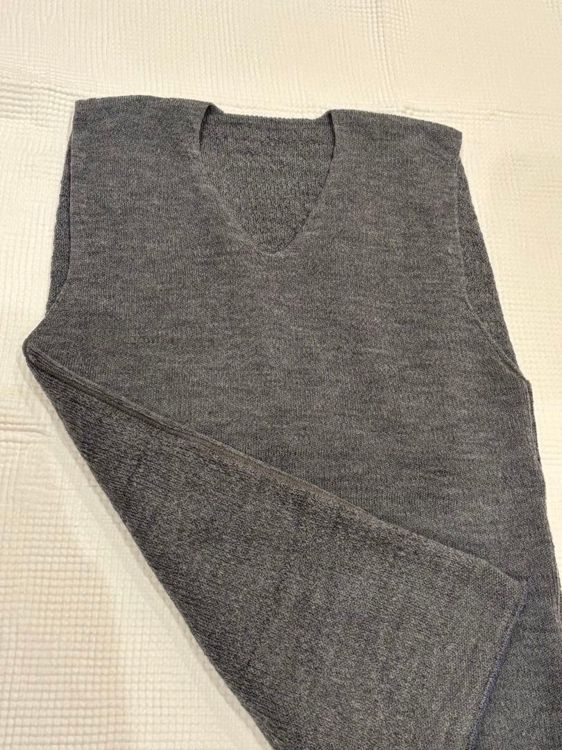 大法紡績有限会社　ねこベスト　ウール　100%