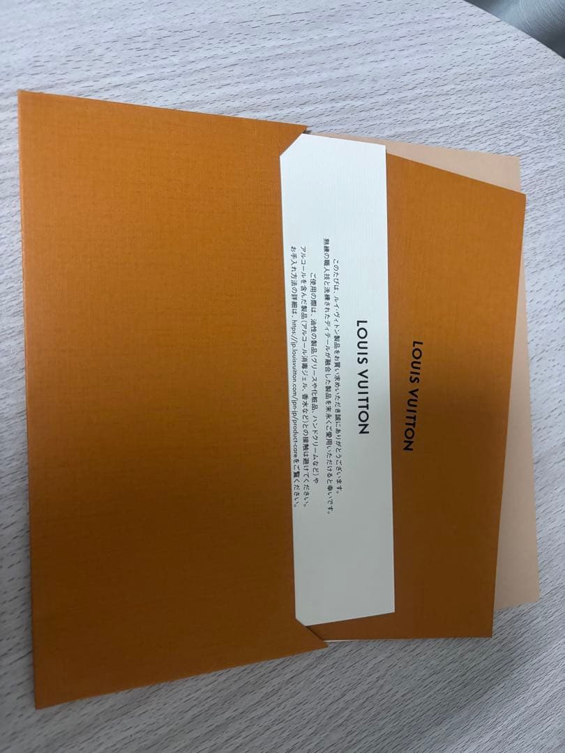 ルイヴィトン ショルダーバッグ ウォレットオンチェーンリリー M82509