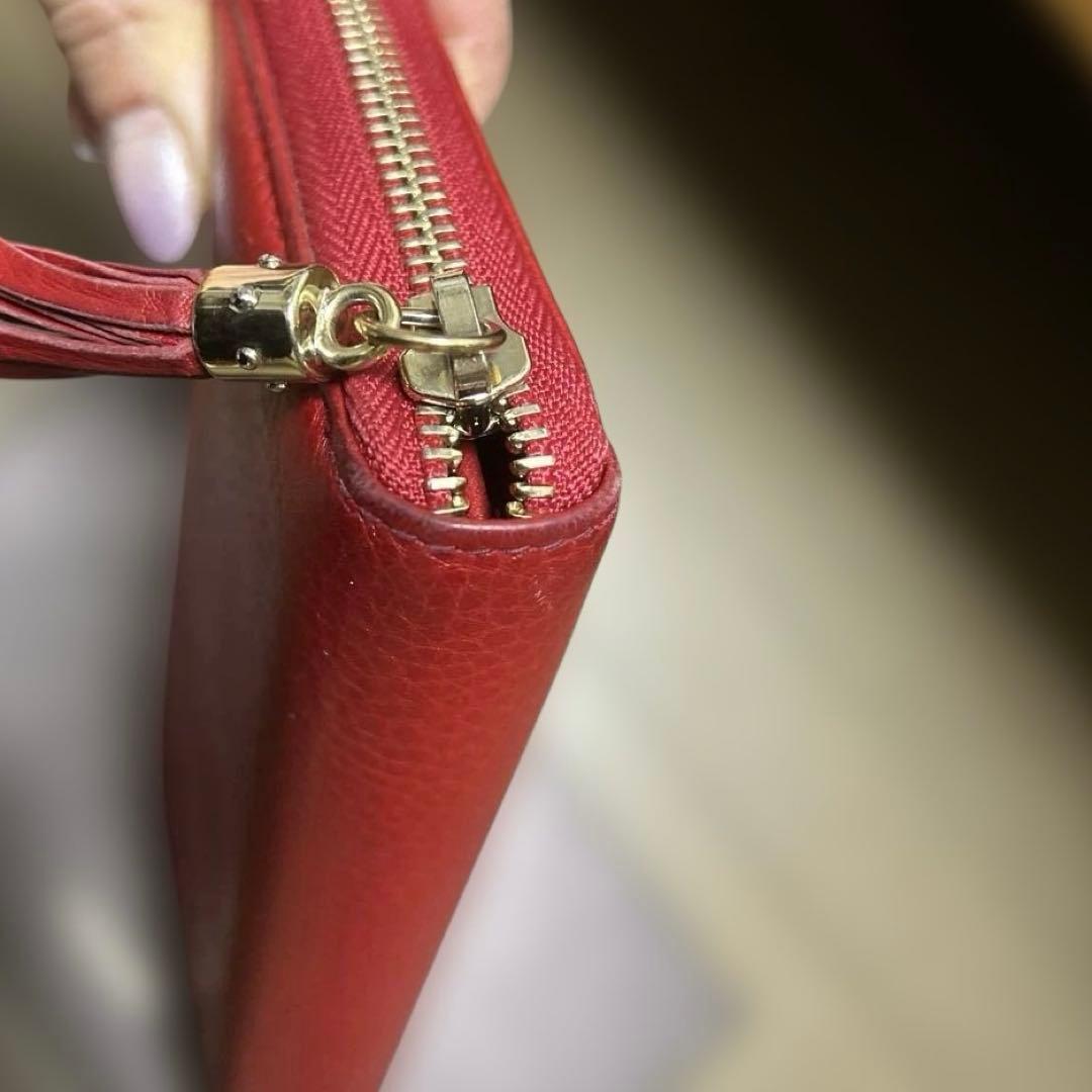 グッチ　長財布　赤