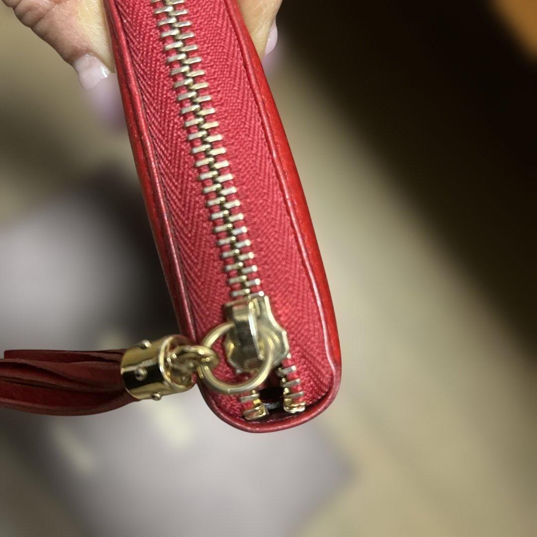 グッチ　長財布　赤