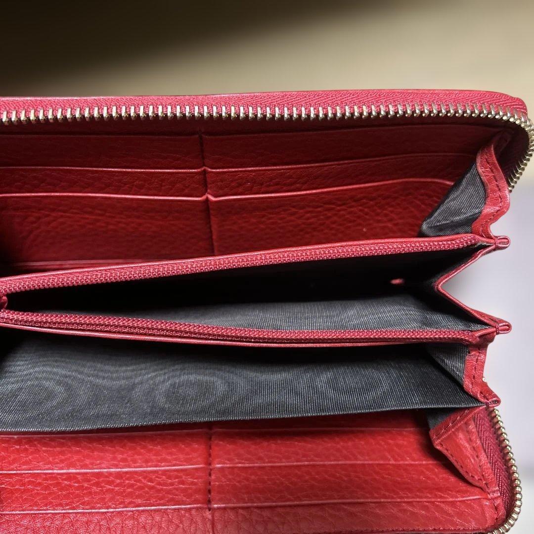 グッチ　長財布　赤