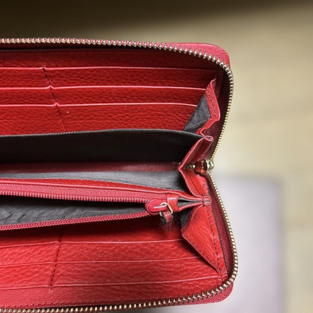 グッチ　長財布　赤