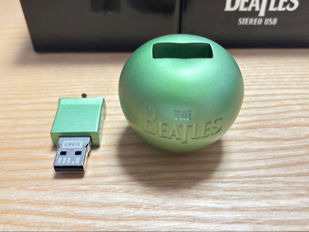 ザ　ビートルズ　USBボックス　 THE BEATLES USB