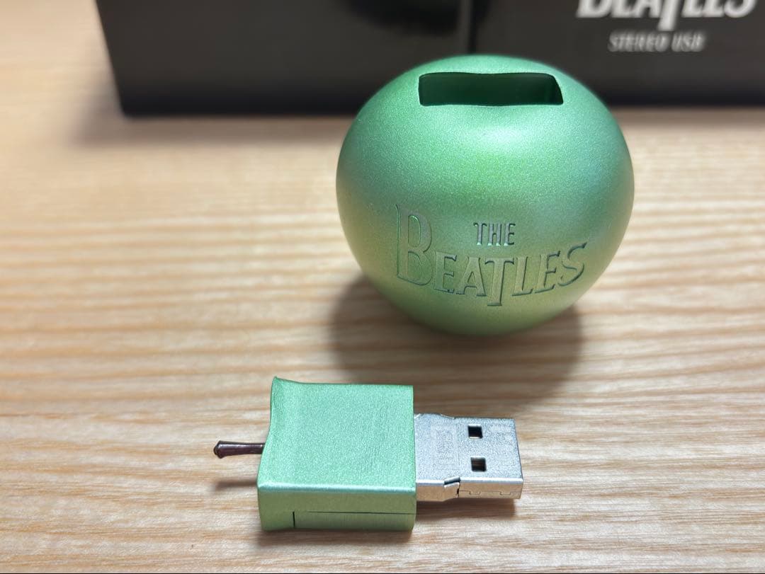 ザ　ビートルズ　USBボックス　 THE BEATLES USB