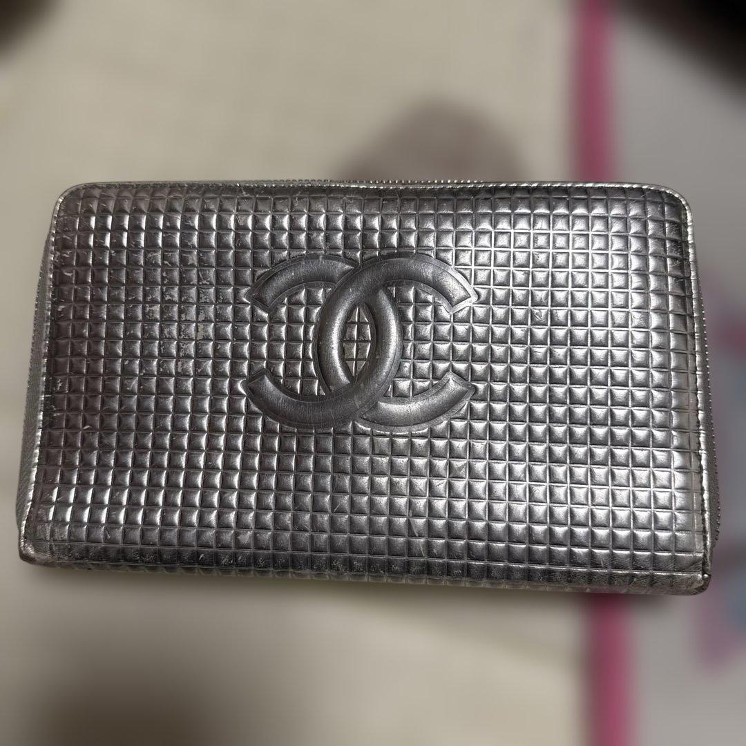 CHANEL マイクロチョコバー メタリック 長財布 希少！