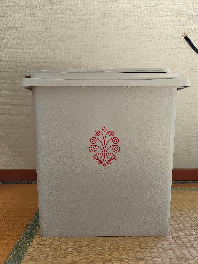 昭和レトロ　タッパーウェア　10キロキーパー3個セット