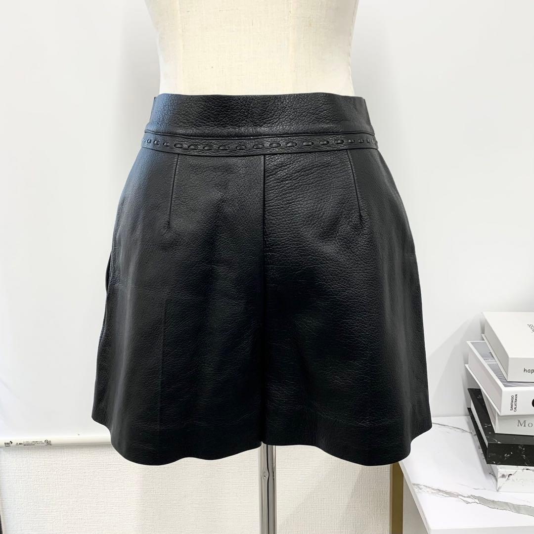 フェンディ レザーパンツ ショートパンツ ボトムス ブラック