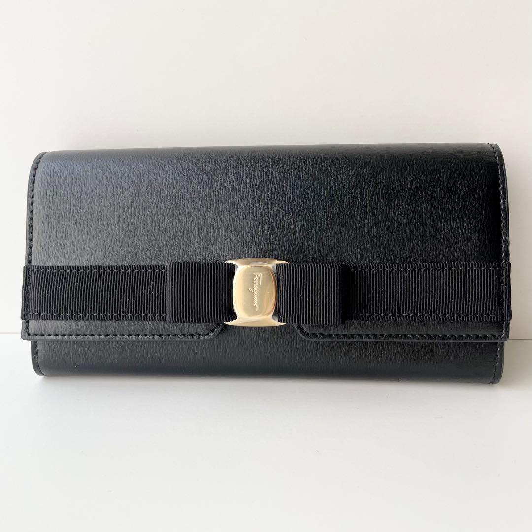 Ferragamo フェラガモ ヴァラリボン 長財布 ブラック レザー 新品
