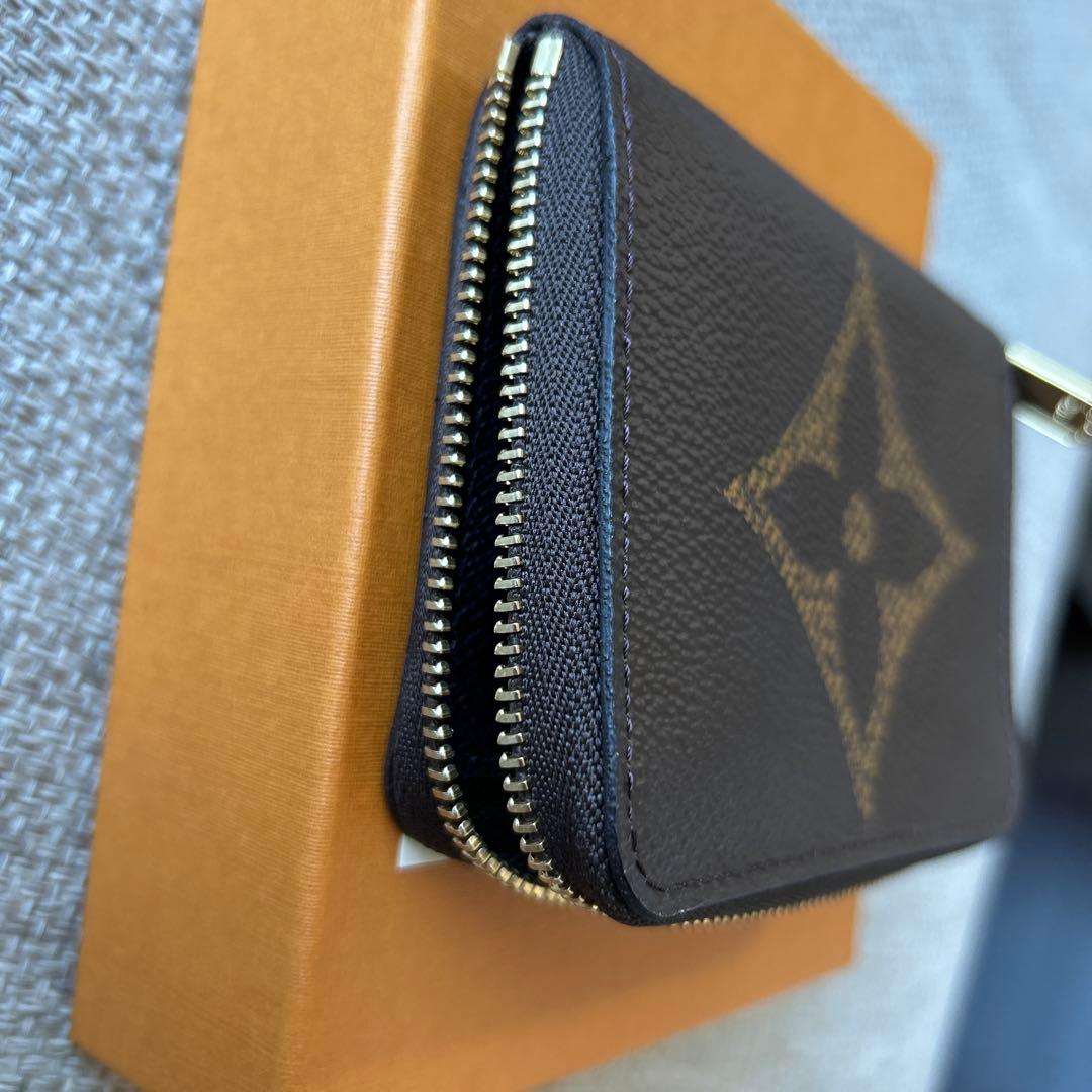 LOUIS VUITTON モノグラムジャイアントジッピーパース 財布