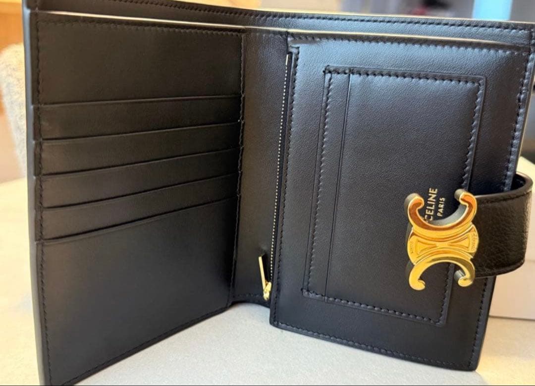 CELINE財布