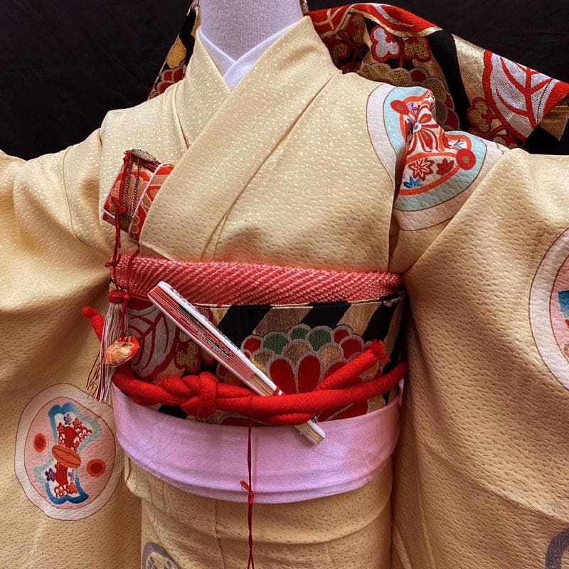 411ag82着物と帯のみ◎七五三 七歳 女児 着物&丸帯 セミアンティーク 黄
