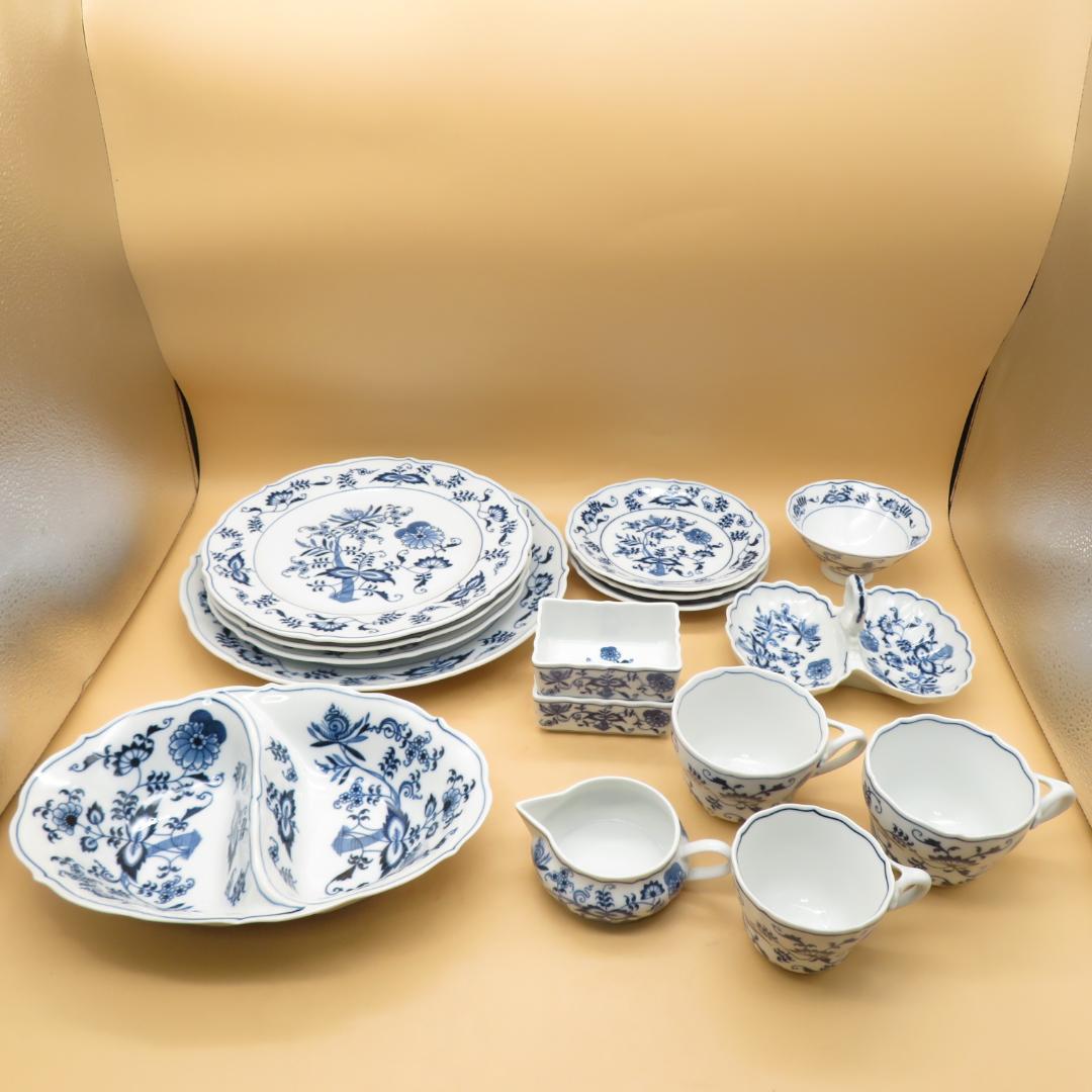 ブルーダニューブ Blue Danube　皿　カップ　ソーサ―　まとめて　１６個