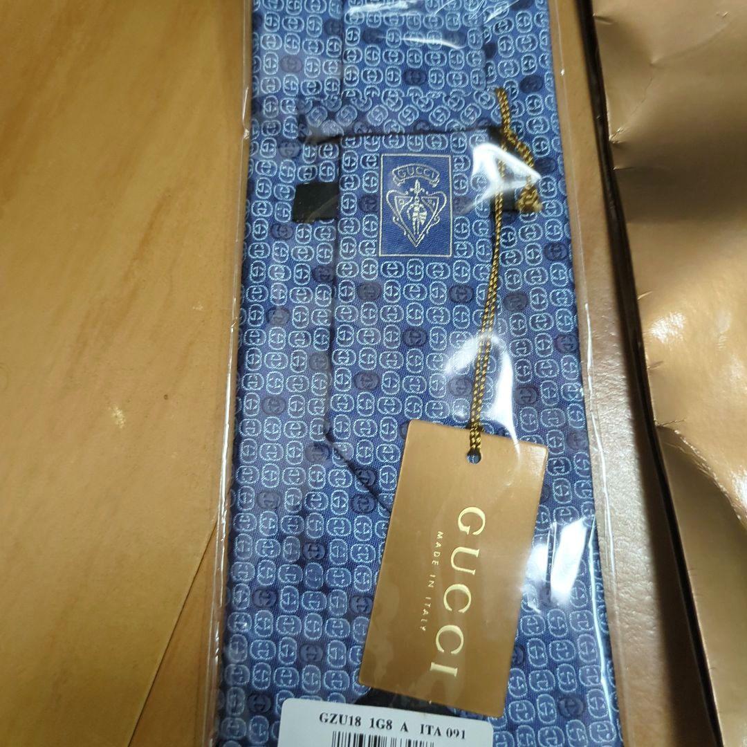 GUCCI 　ネクタイ　ブルー