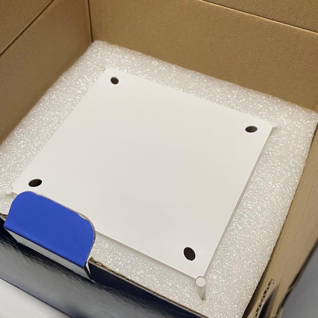 空中浮遊するディスプレスタンド LEVISTAGEシリーズ　ホワイト