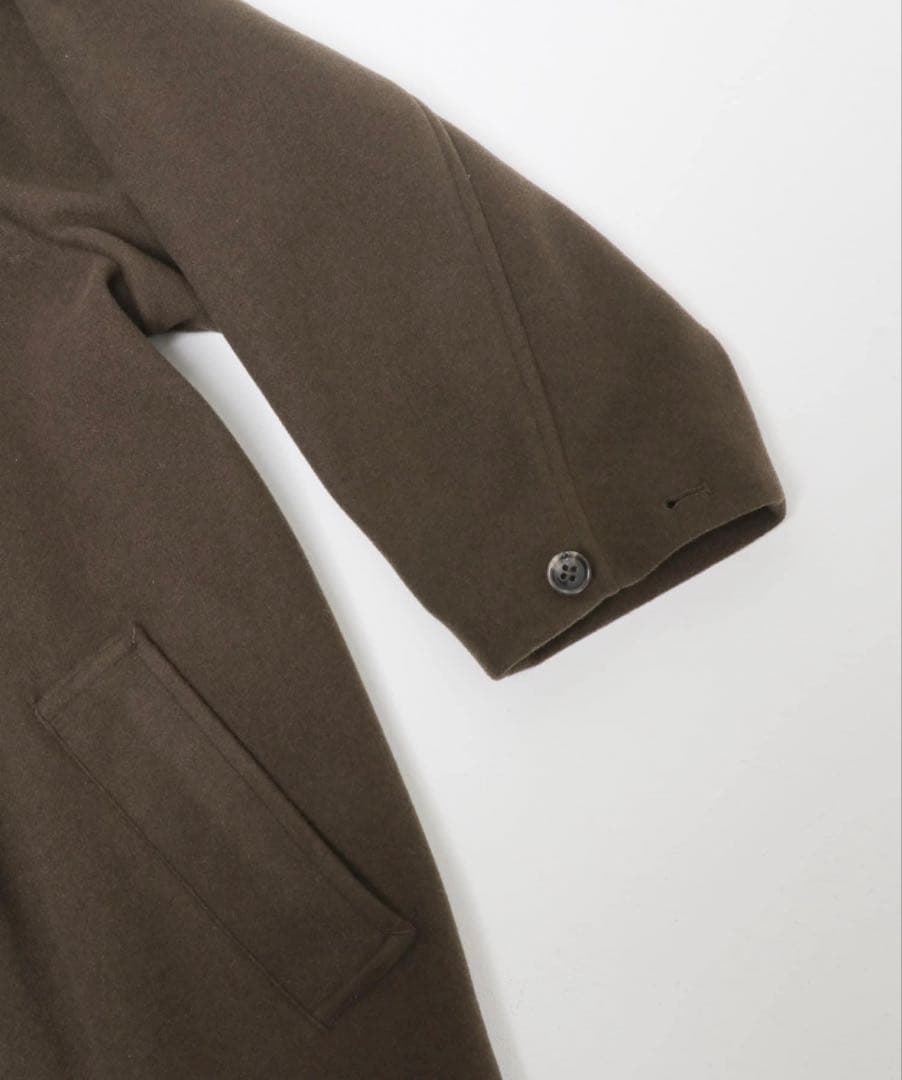 KBF ステンカラーコクーンロングコート　38 ブラウン　2025AW