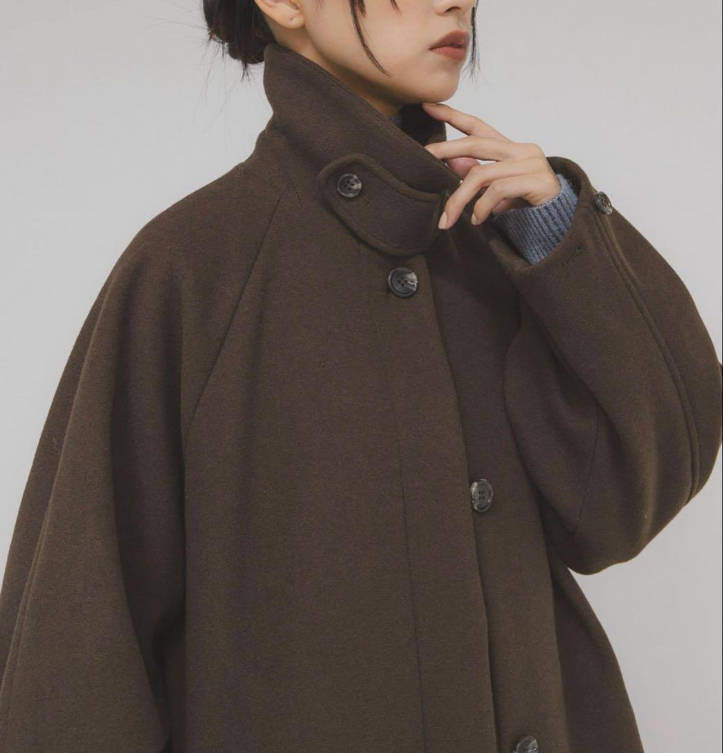 KBF ステンカラーコクーンロングコート　38 ブラウン　2025AW