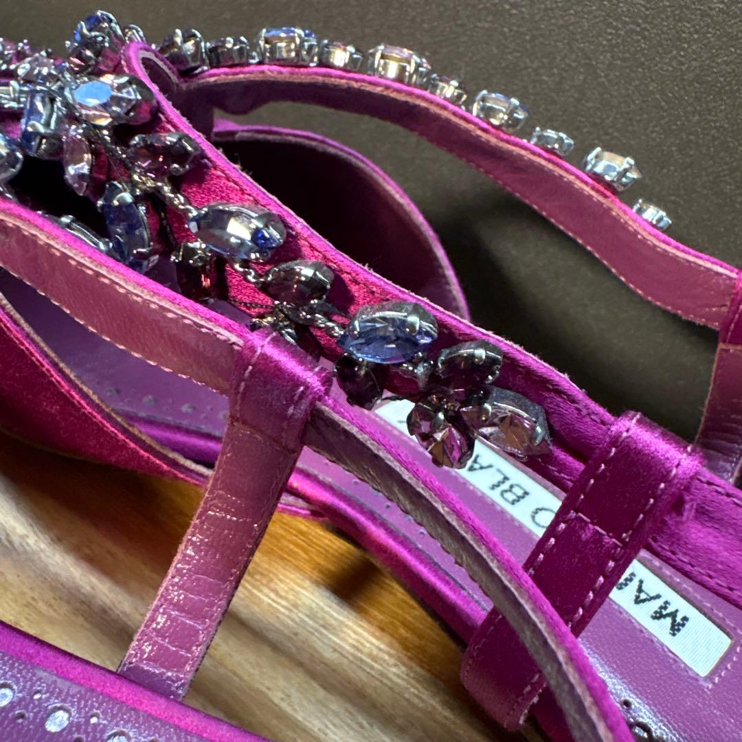 マノロブラニク　フラットパンプス　ピンク　22cm相当