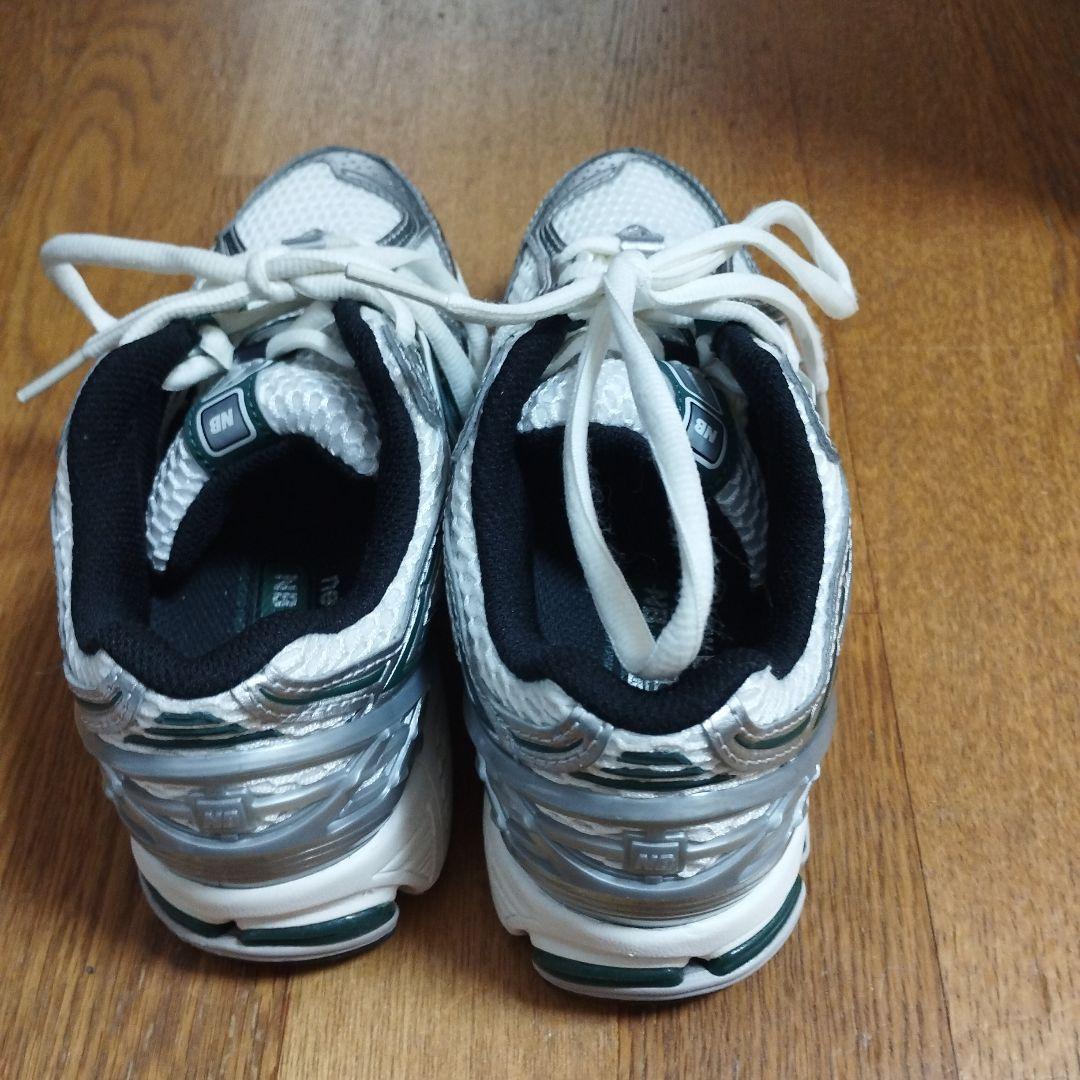 ami☆美品ニューバランスM1906REU23.0シルバー×グリーン