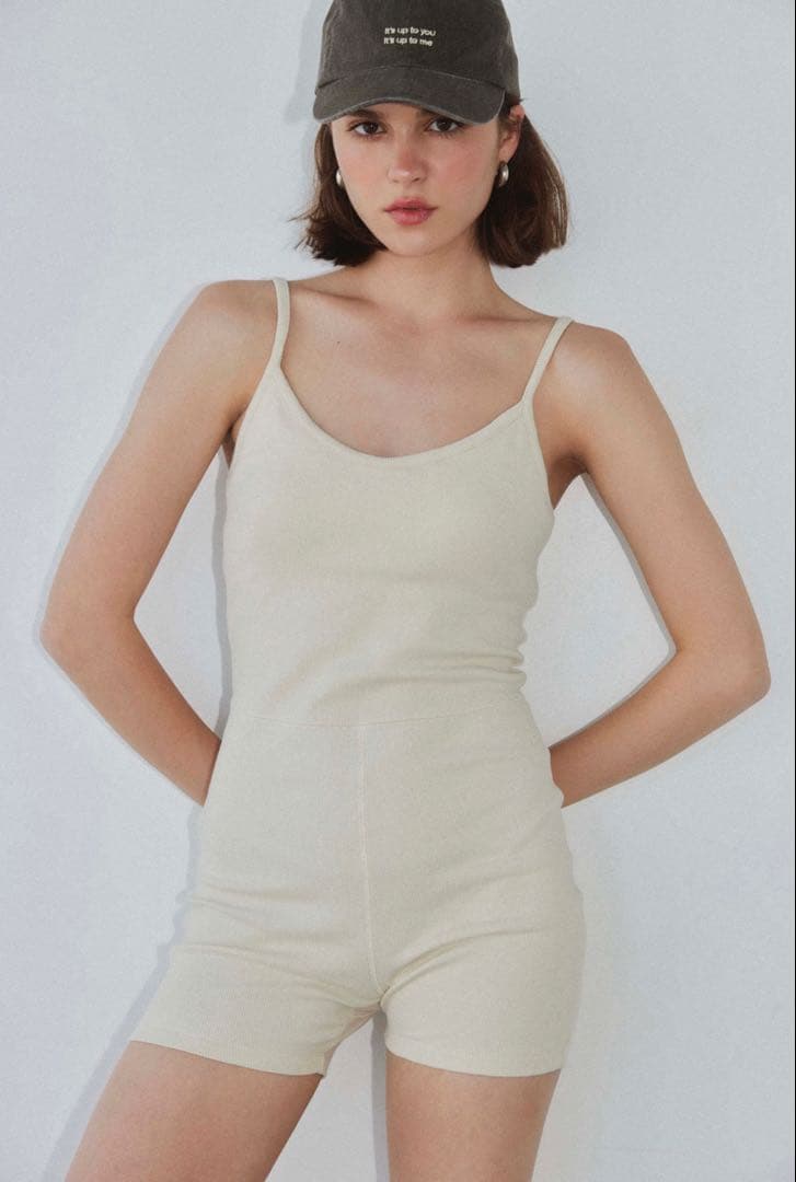 ALEXIA STAM Wellness CamiRomper トップス　パンツ