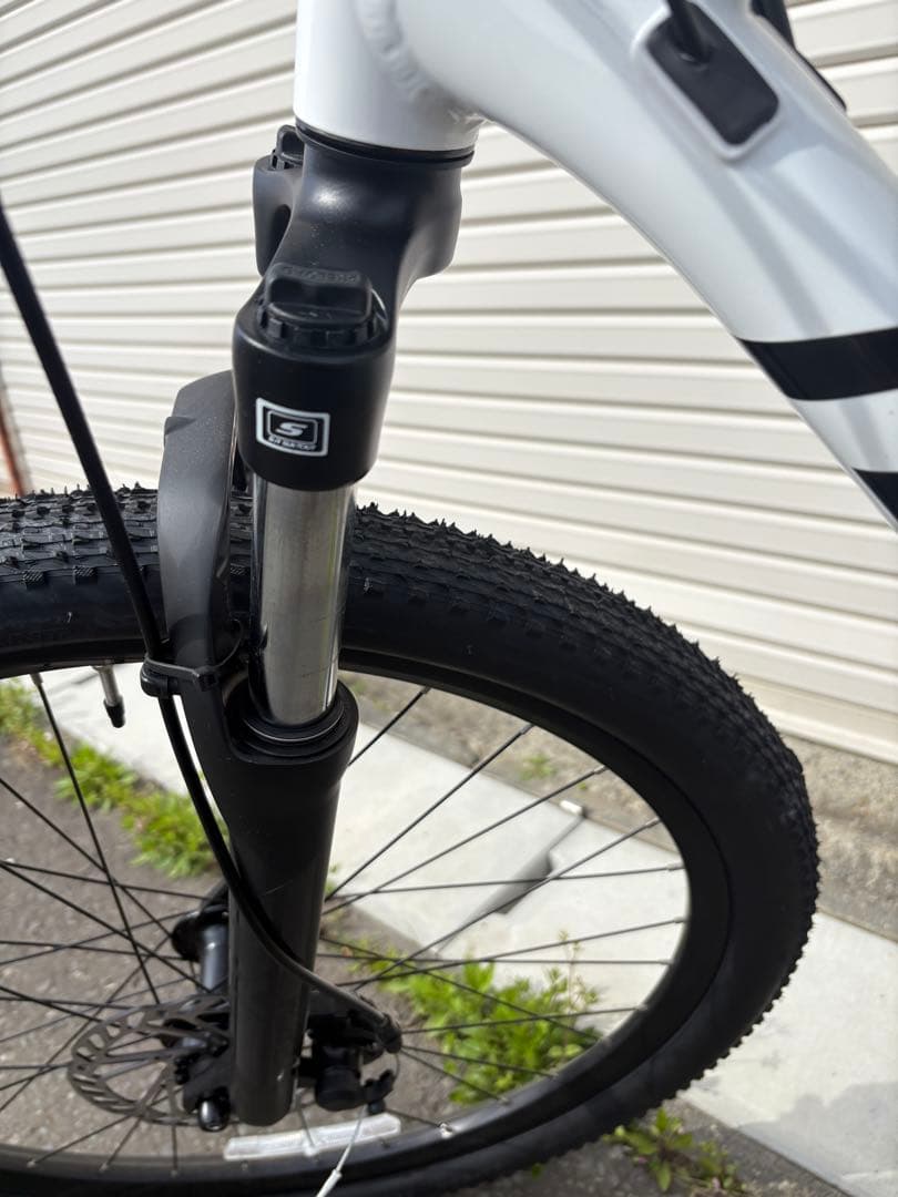 ジャイアント 2022年モデル？　　S atx 自転車