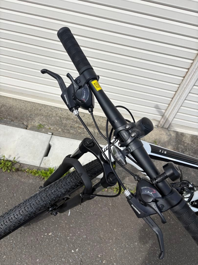 ジャイアント 2022年モデル？　　S atx 自転車