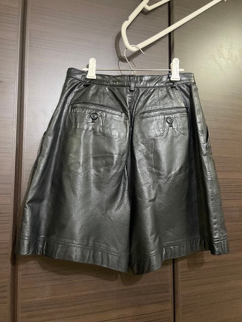 【上質本革】VOLTAGE ブラックレザー キュロット タック入り サイズM