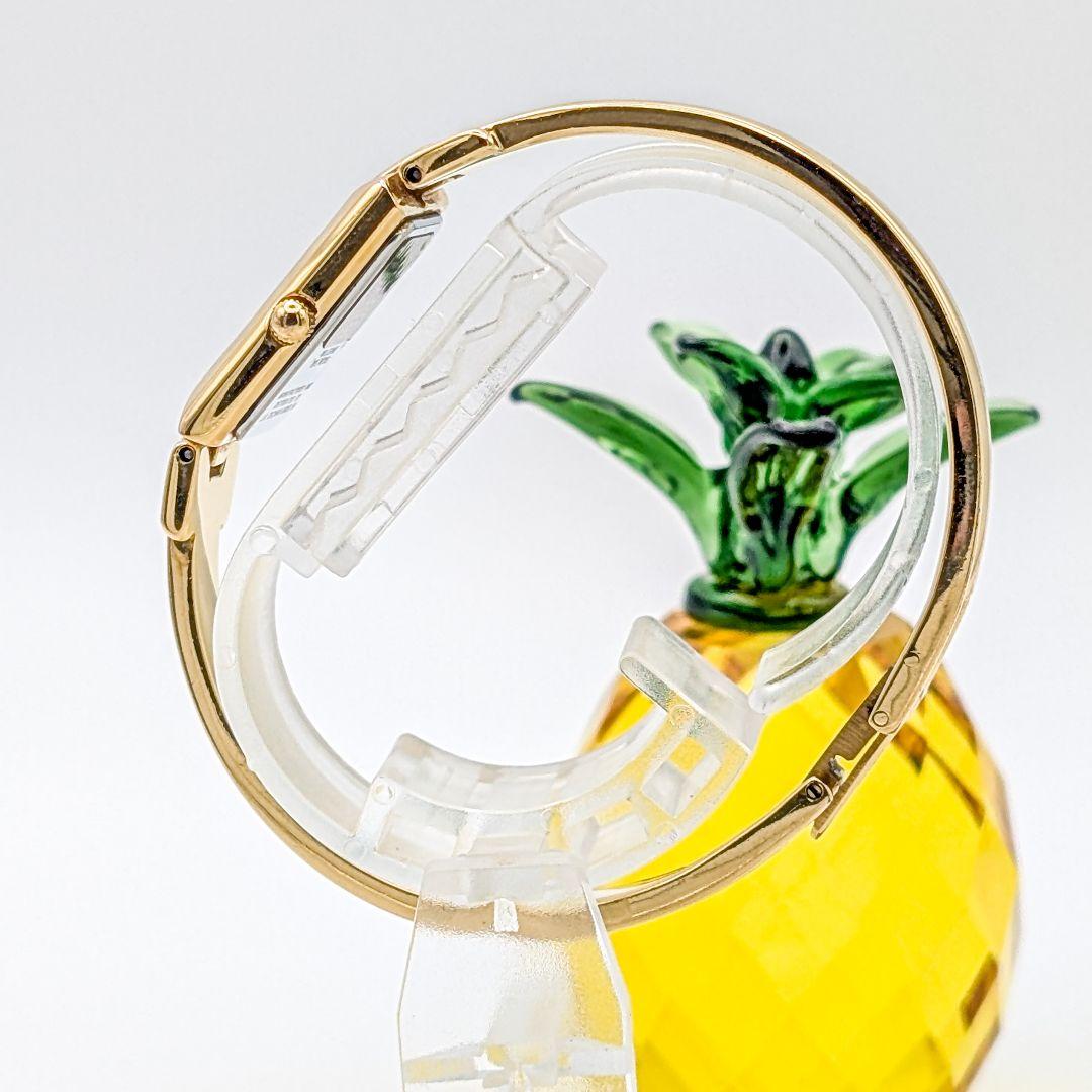 【美品】GIVENCHY ジバンシー ゴールド バングルウォッチ 12Pダイヤ