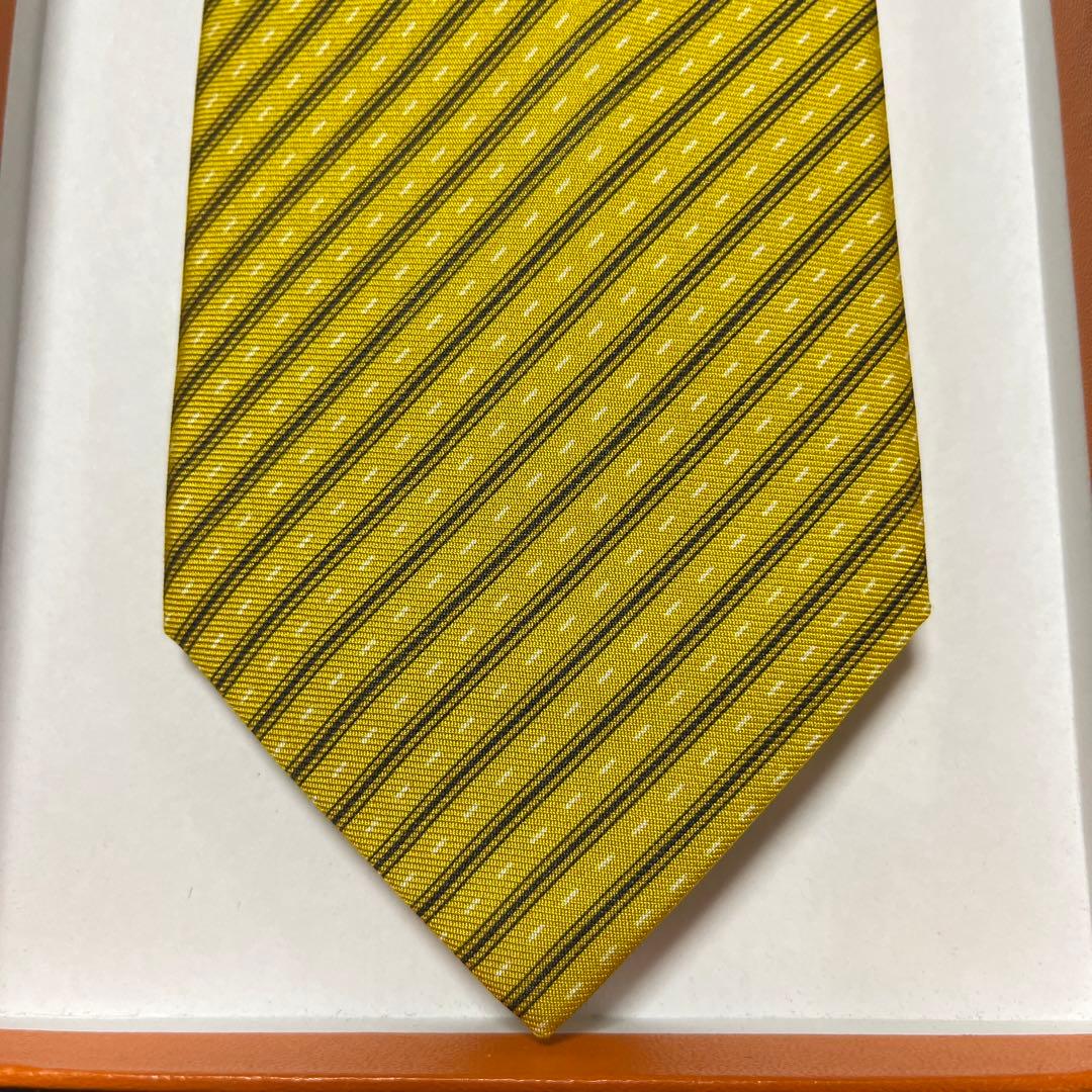 美品　エルメス　ネクタイ　黄色　ストライプ　シルクジャガード