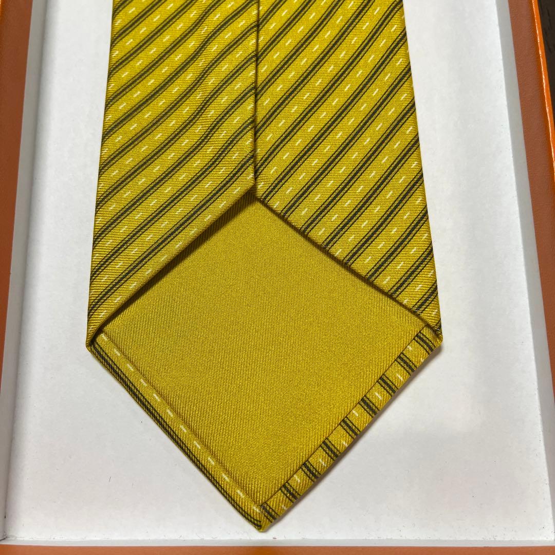美品　エルメス　ネクタイ　黄色　ストライプ　シルクジャガード