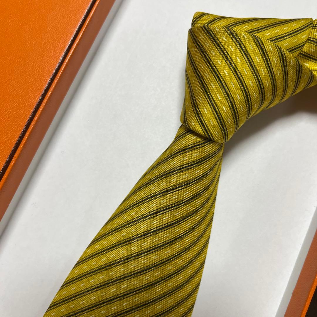美品　エルメス　ネクタイ　黄色　ストライプ　シルクジャガード