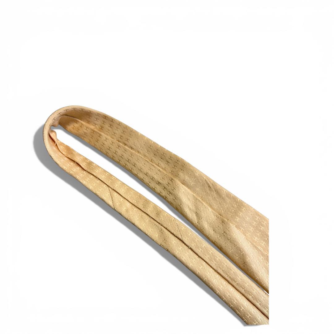 美品 エルメス ネクタイ シルク ベージュ ビジネス　ファソネ　H　総柄