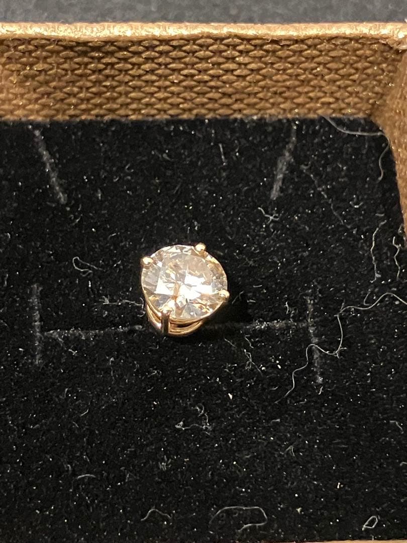 Bacchus 　1.29ct 天然ダイヤモンドピアス