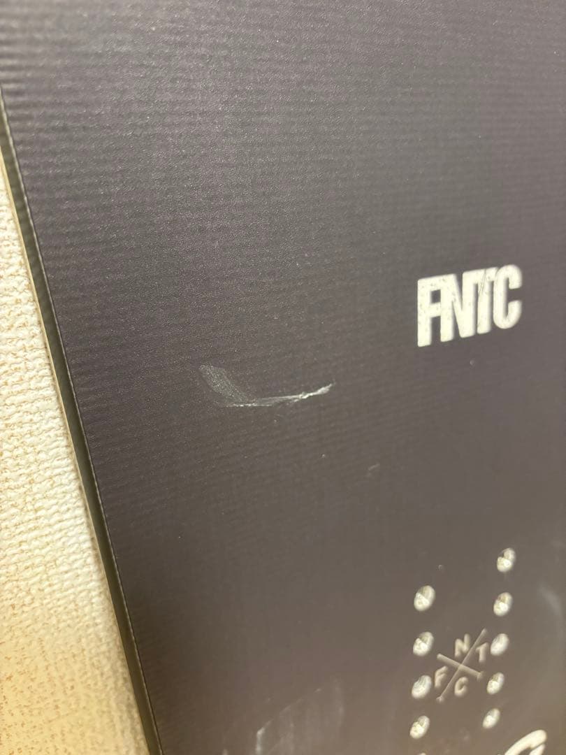 FNTC TNTR BLACK/WHITE スノーボード　139cm