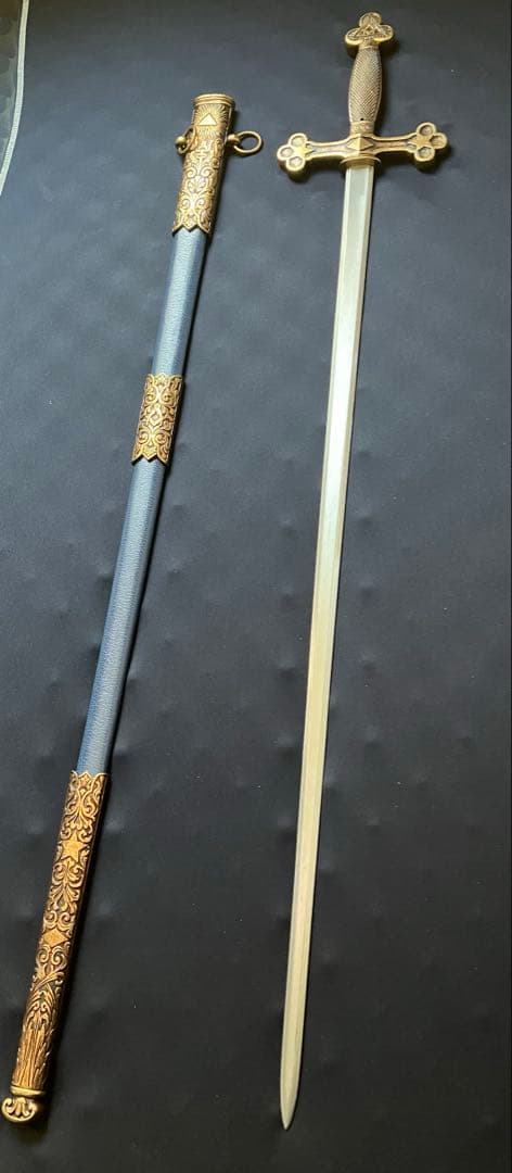 装飾的な西洋剣レプリカ　全長約93cm