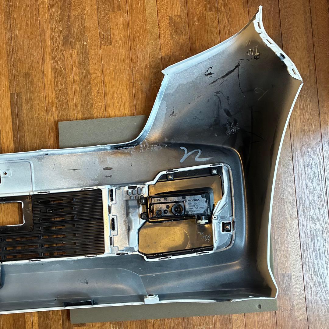 0717 ホンダ　N-BOX カスタム　フロントバンパー　グリルセット. JF3