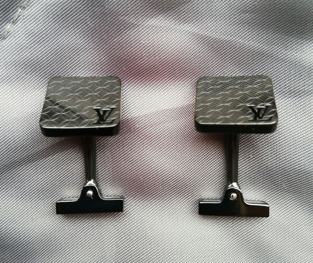 未使用・箱付★ルイ ヴィトン ブトン ドゥ マンシェット シャンゼリゼ カフス