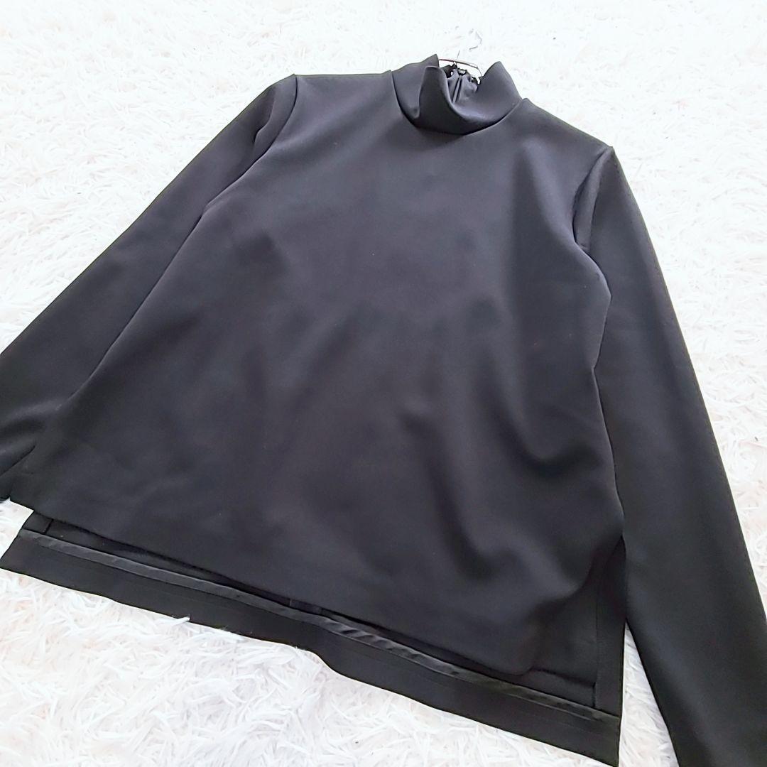 2024AW 極美品アドーア 完売色 黒 ストレッチダンボールカットソー