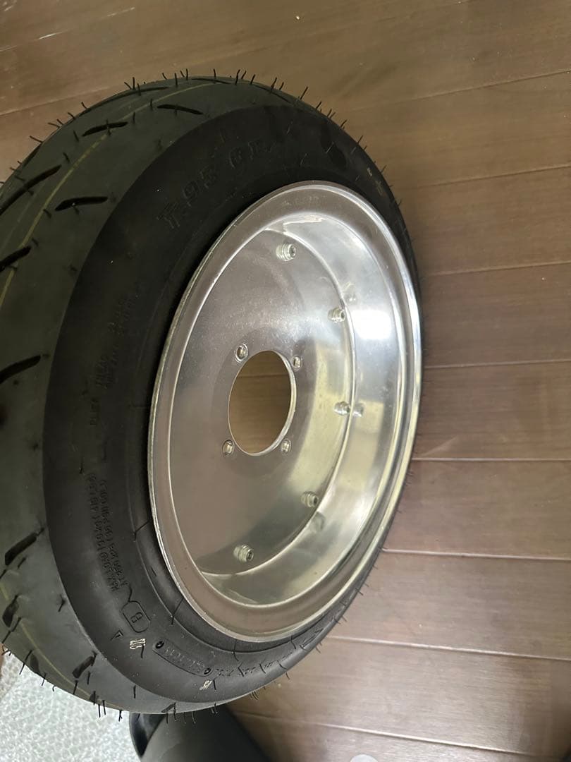 ズーマー　ディオ　モンキー　フロントホイール　10インチ