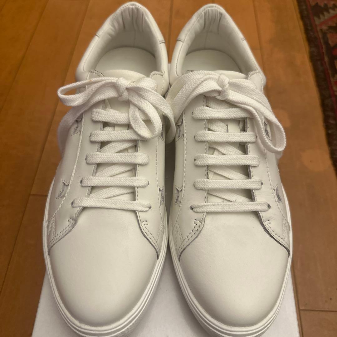 新品‼️MIO NOTIS スターレースアップスニーカー白