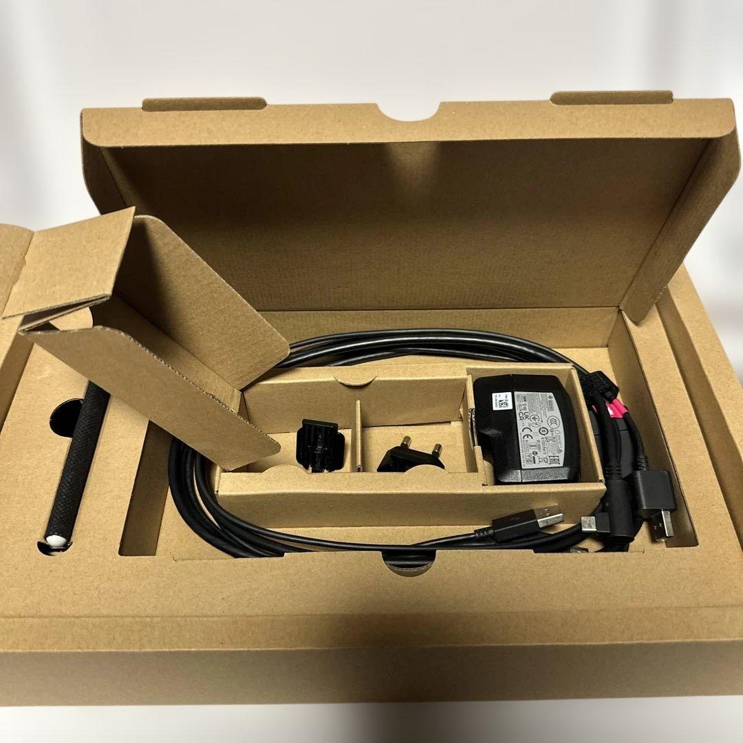 Wacom 13.3インチ　液タブOne