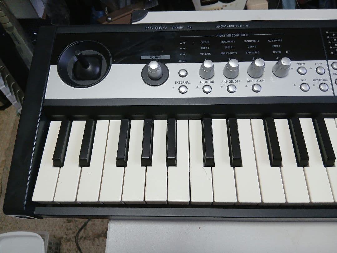 最終値下げ！美品KORG　microSTATION MW1　純正電源、純正ペダル