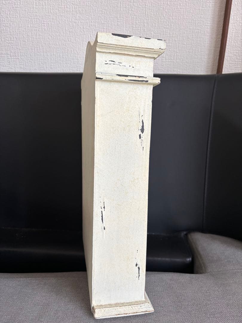 シャビー　飾り棚　ミニキャビネット　イマン