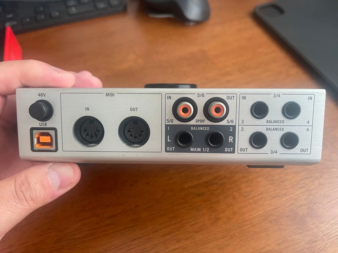 KOMPLETE AUDIO 6 オーディオインターフェイス 本体のみ