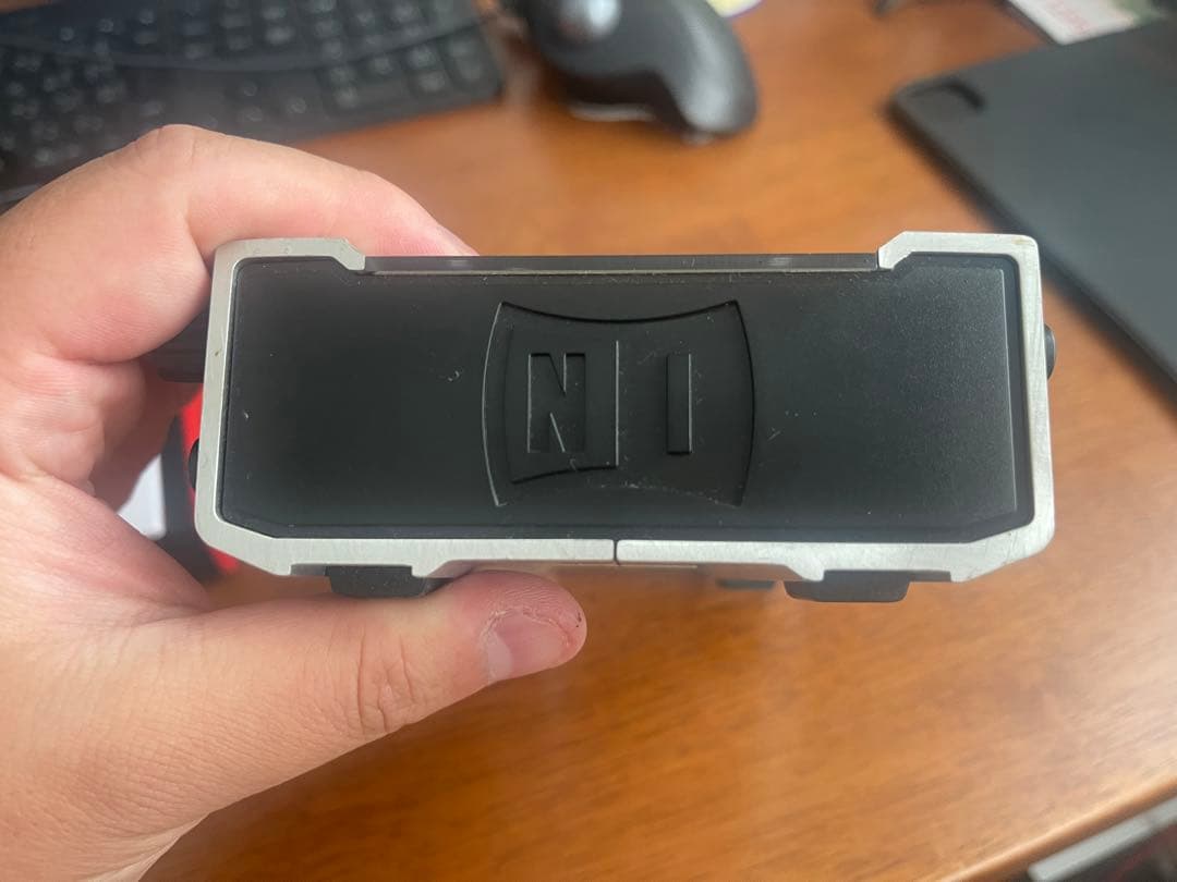 KOMPLETE AUDIO 6 オーディオインターフェイス 本体のみ