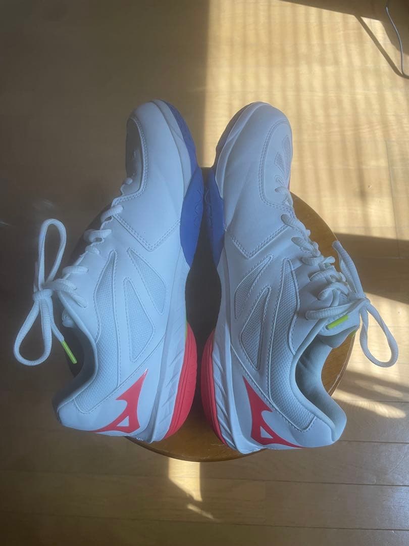 ミズノ　waveclaw 2 試着のみ