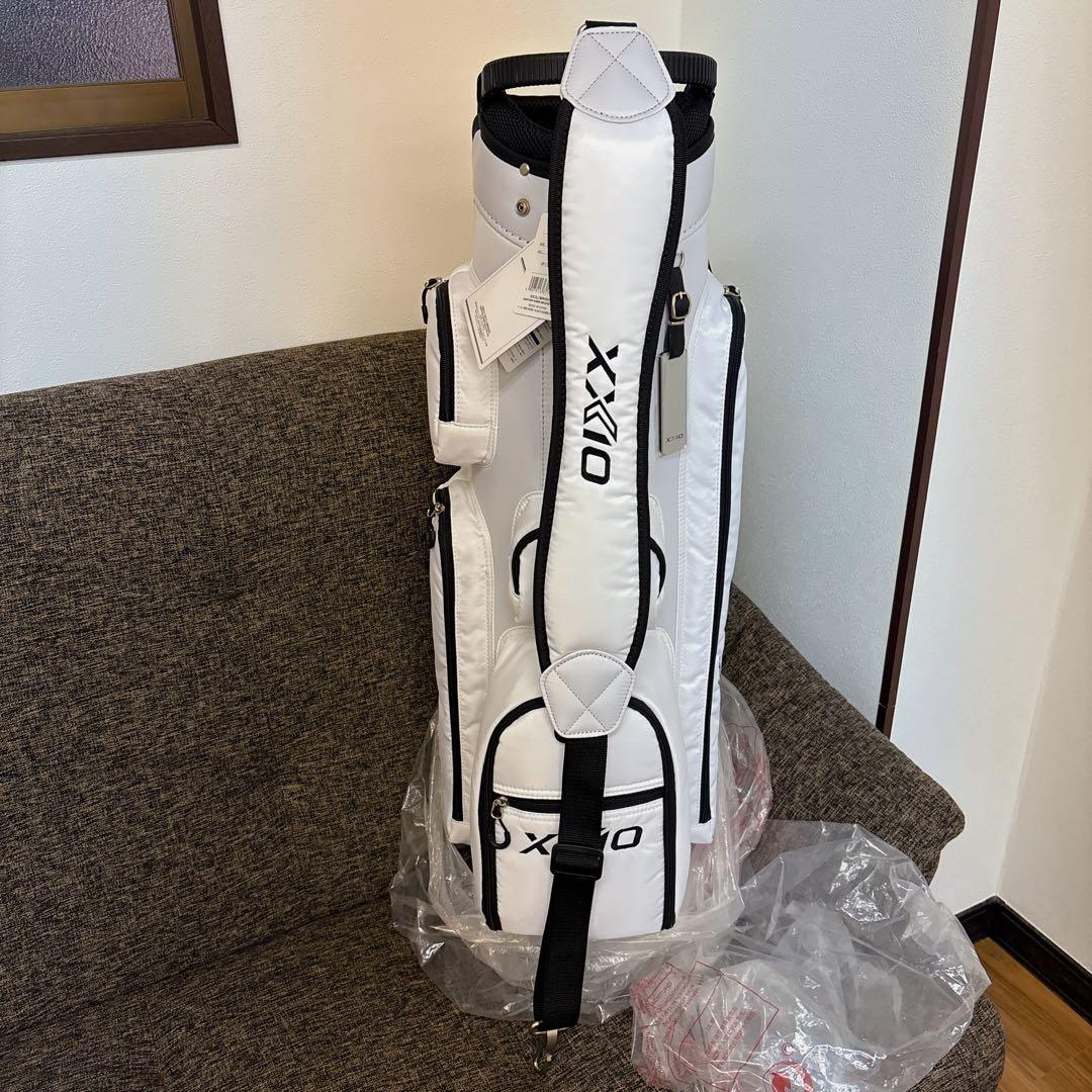 新品未使用　タグ付き　XXIO キャディバッグ ホワイト