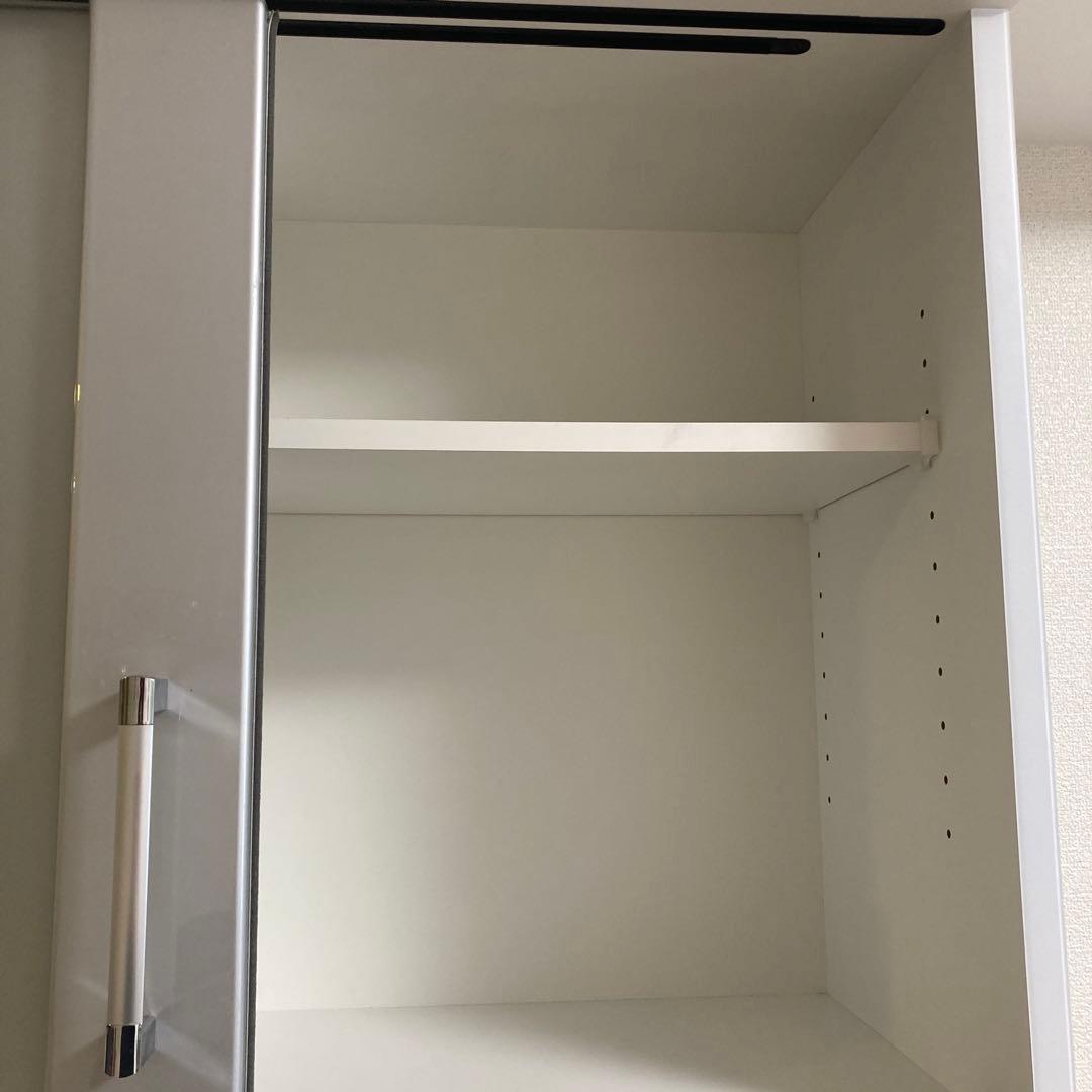 ニトリ　キッチンボード　アルミナ　食器棚