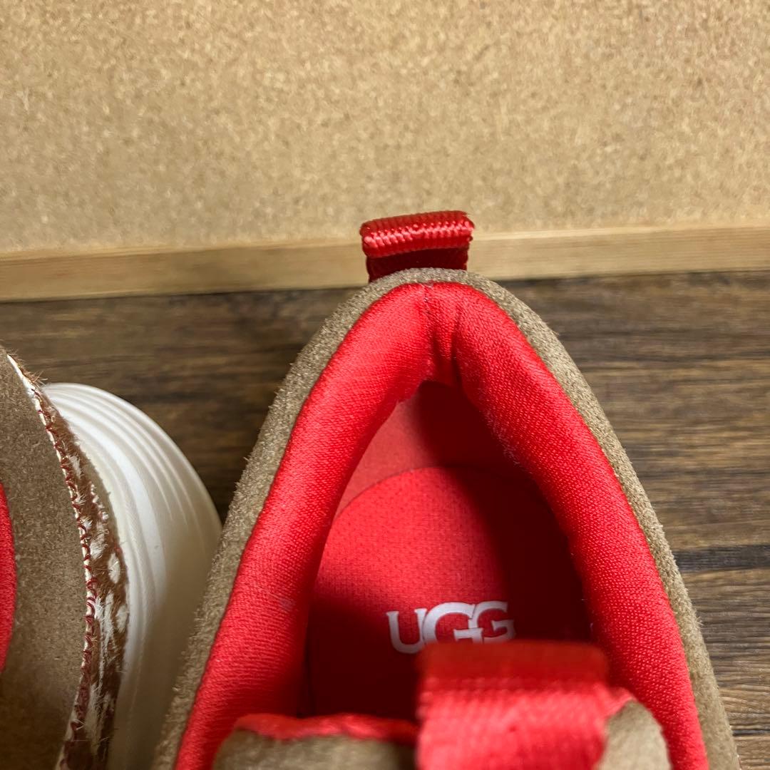 （K25928）★美品★ UGG アグ カレ レース スぺクル 23.5㎝