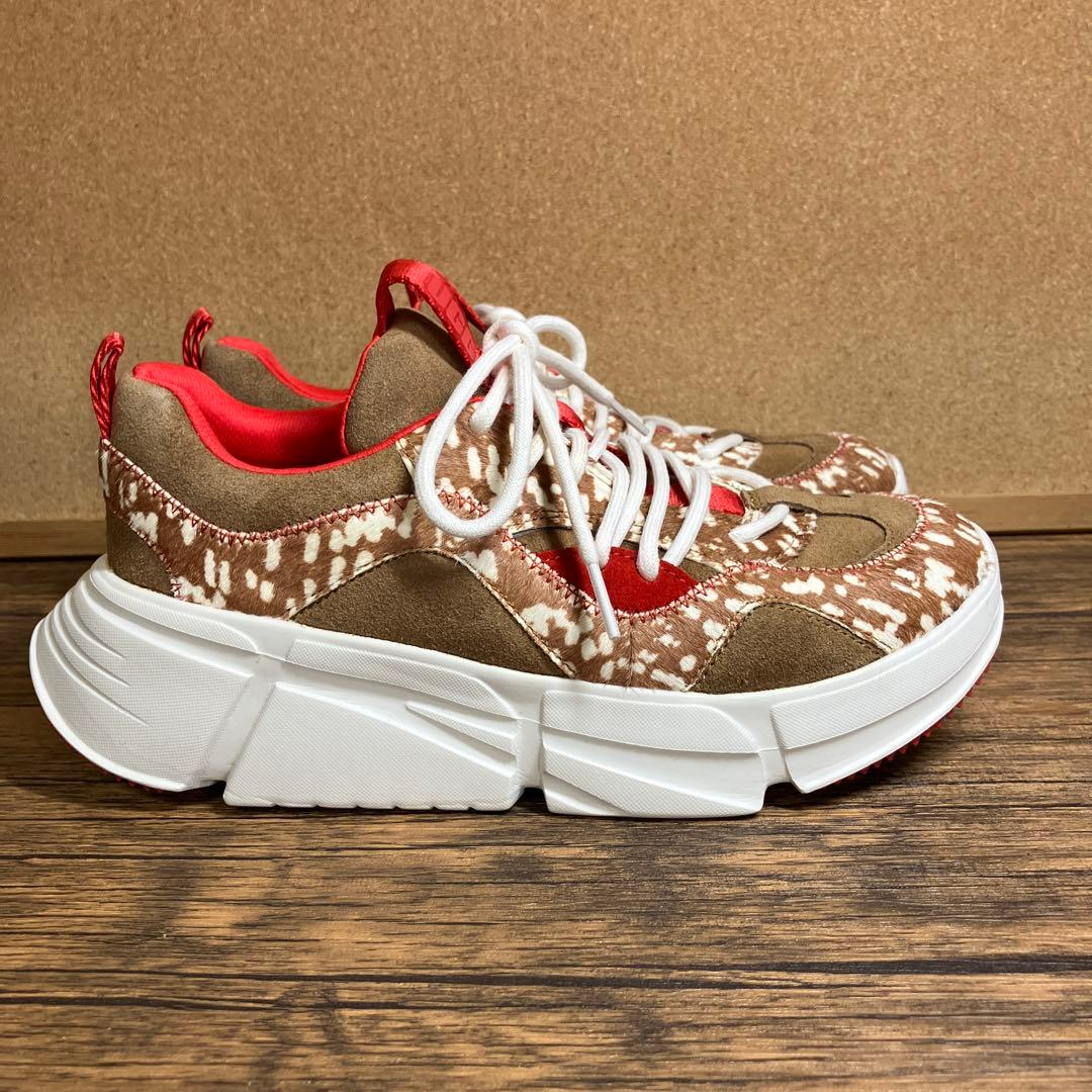 （K25928）★美品★ UGG アグ カレ レース スぺクル 23.5㎝