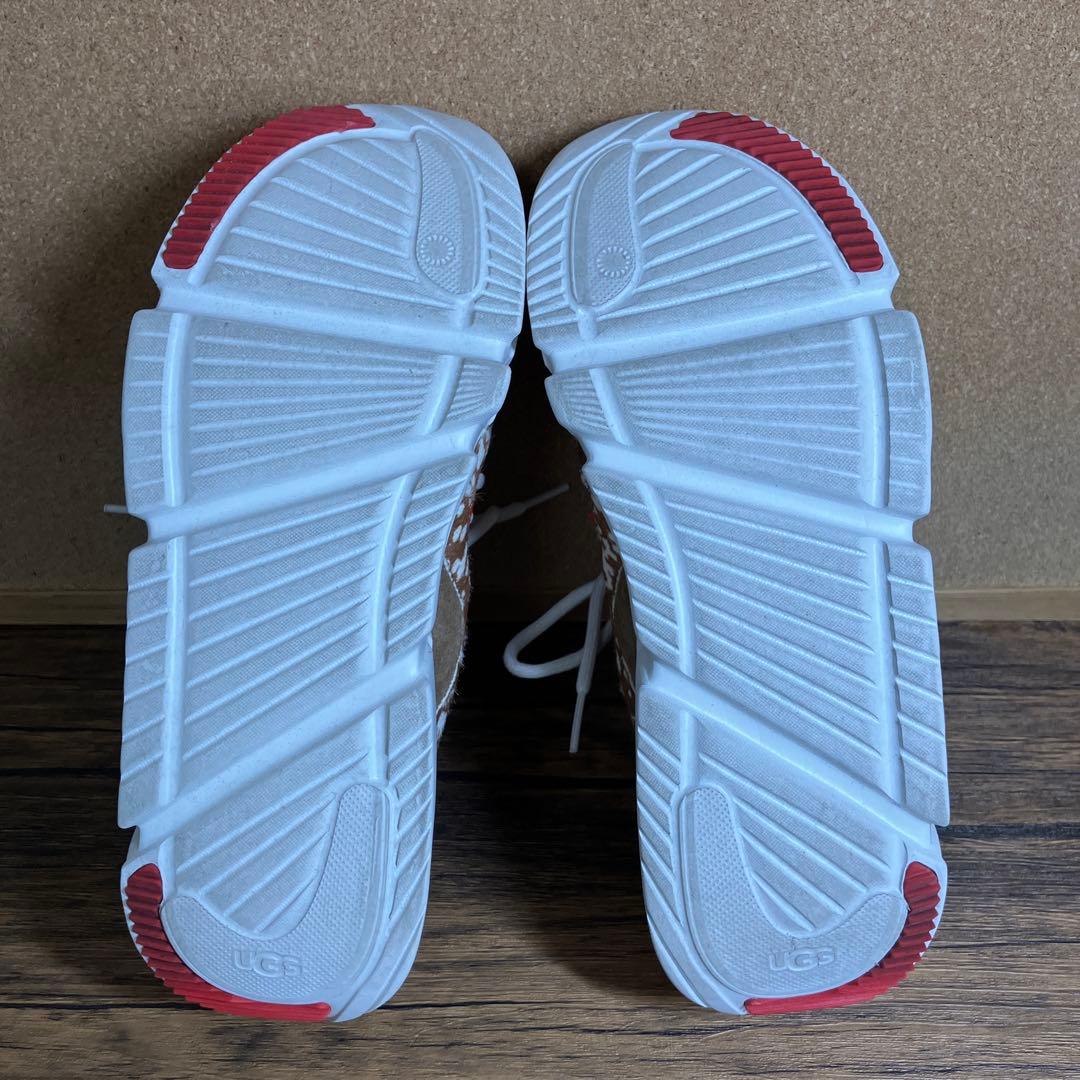 （K25928）★美品★ UGG アグ カレ レース スぺクル 23.5㎝